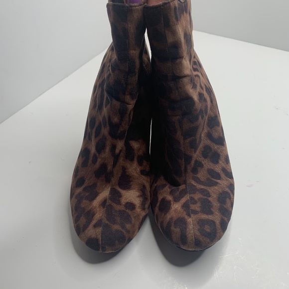 Forever 21 | Cheetah Print Booties - Picture 4 of 8